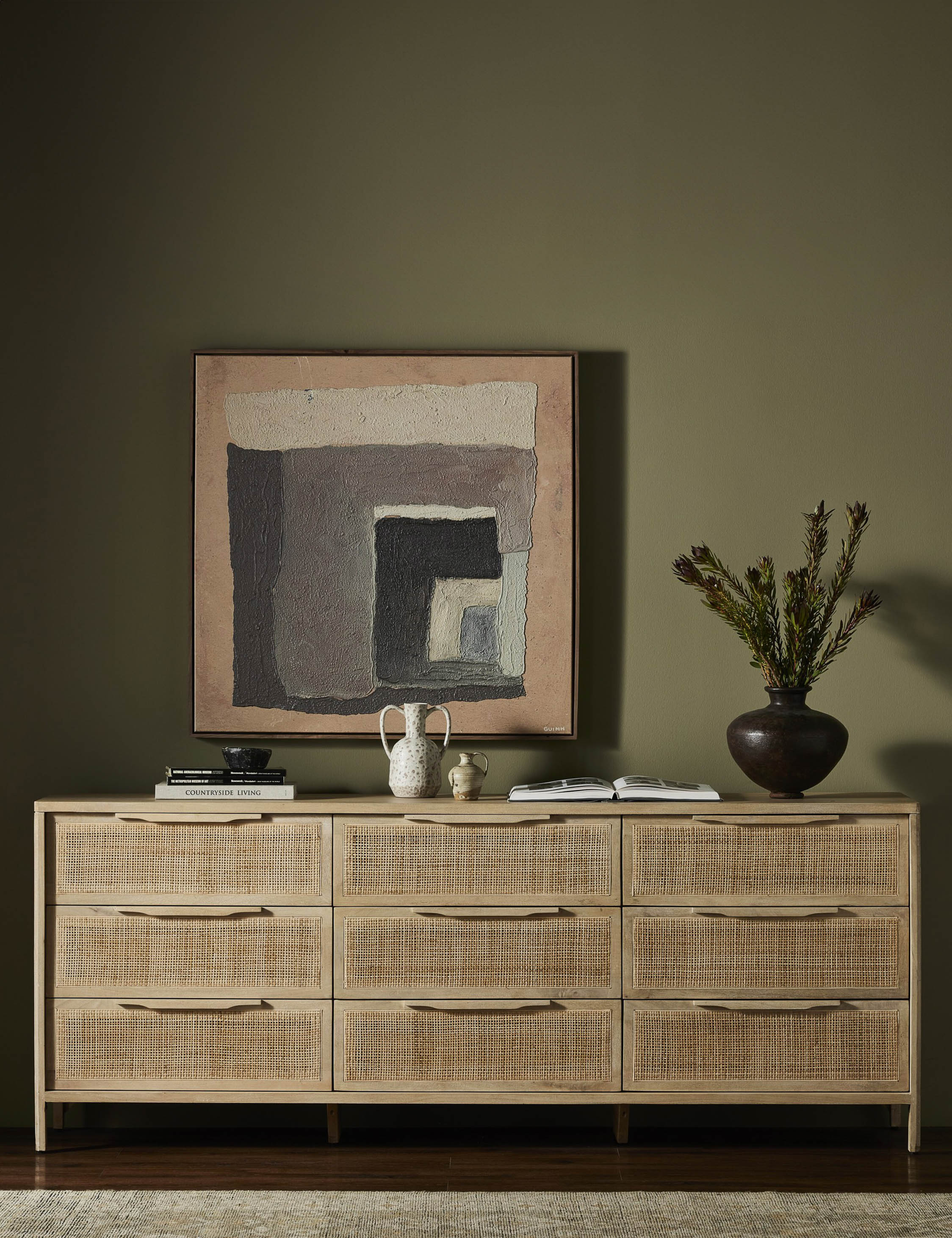 Hannah 9-Drawer Dresser : Black and Black