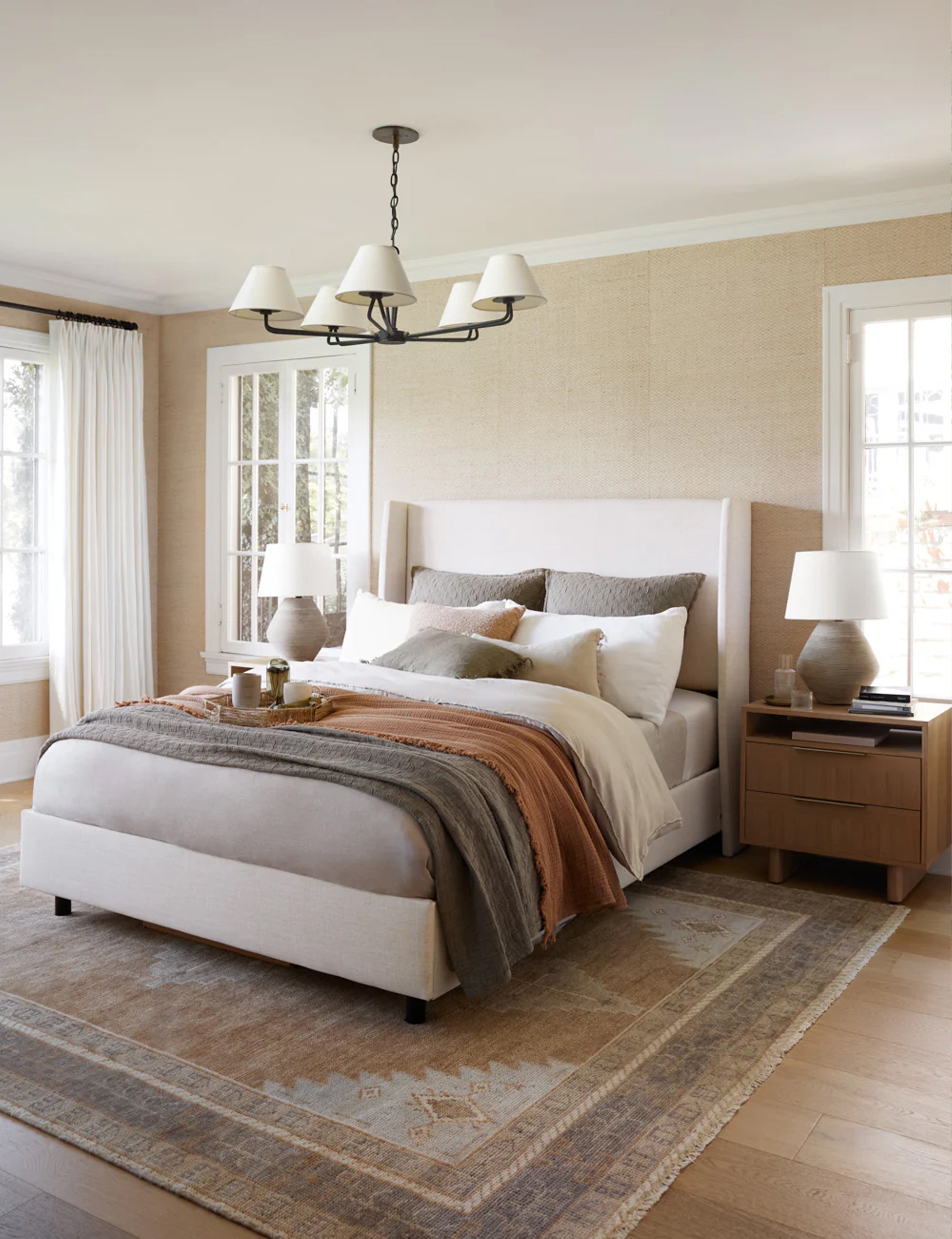 Adara Bed : Talc Linen / King