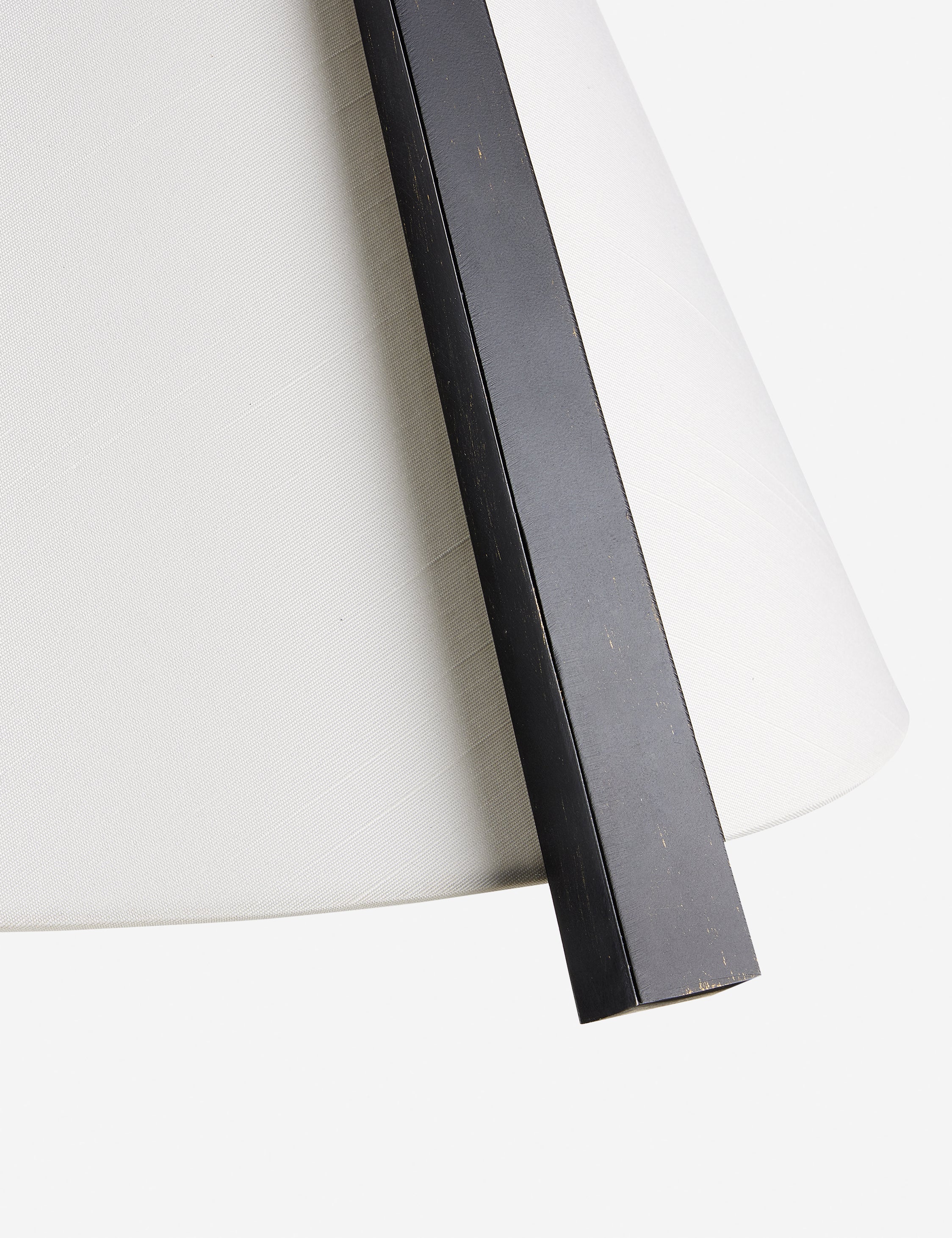 Yang Pendant Light