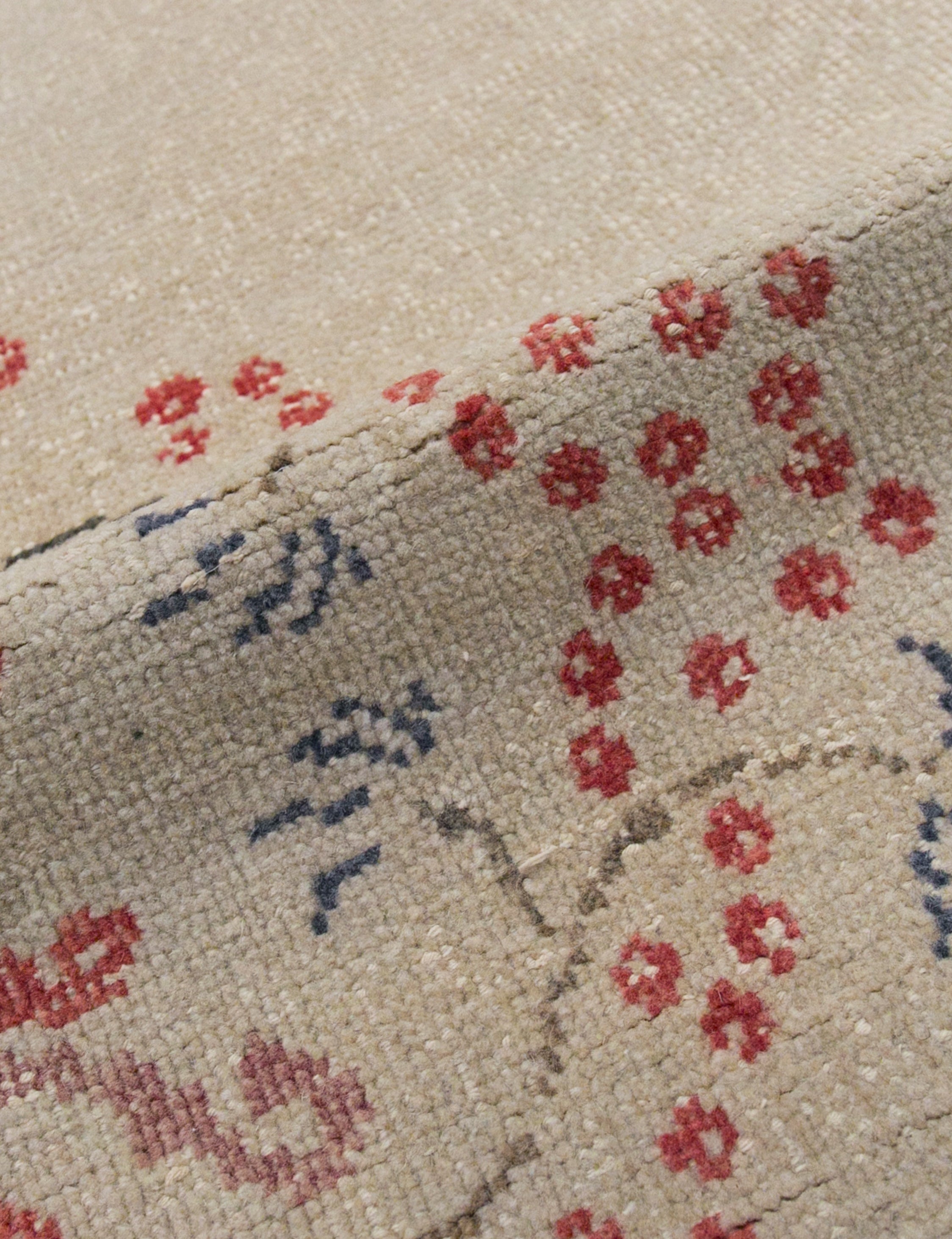 Vintage Turkish Hand-Knotted Wool Runner Rug No. 207, 2'5