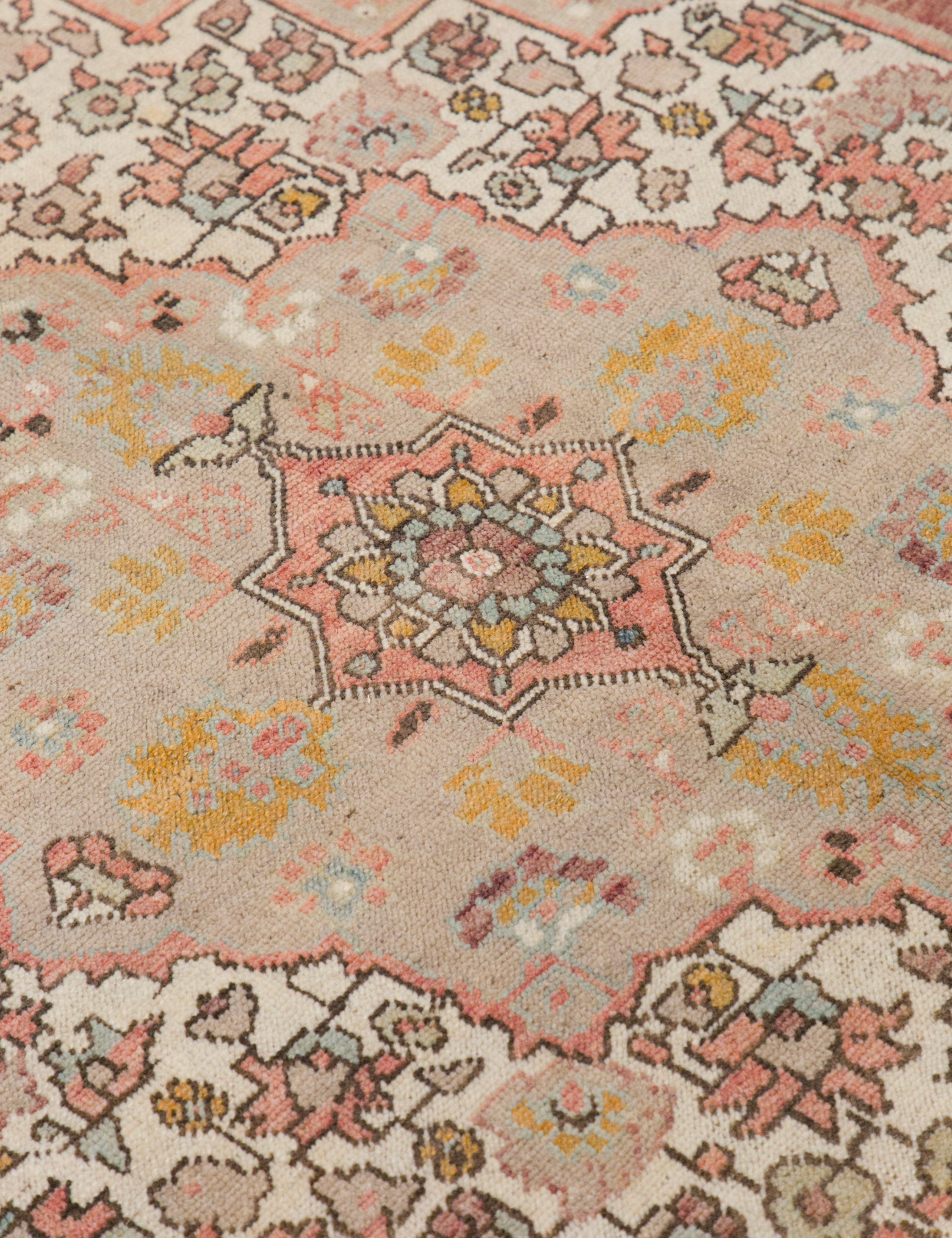 Vintage Turkish Hand-Knotted Wool Rug No. 406, 5'3