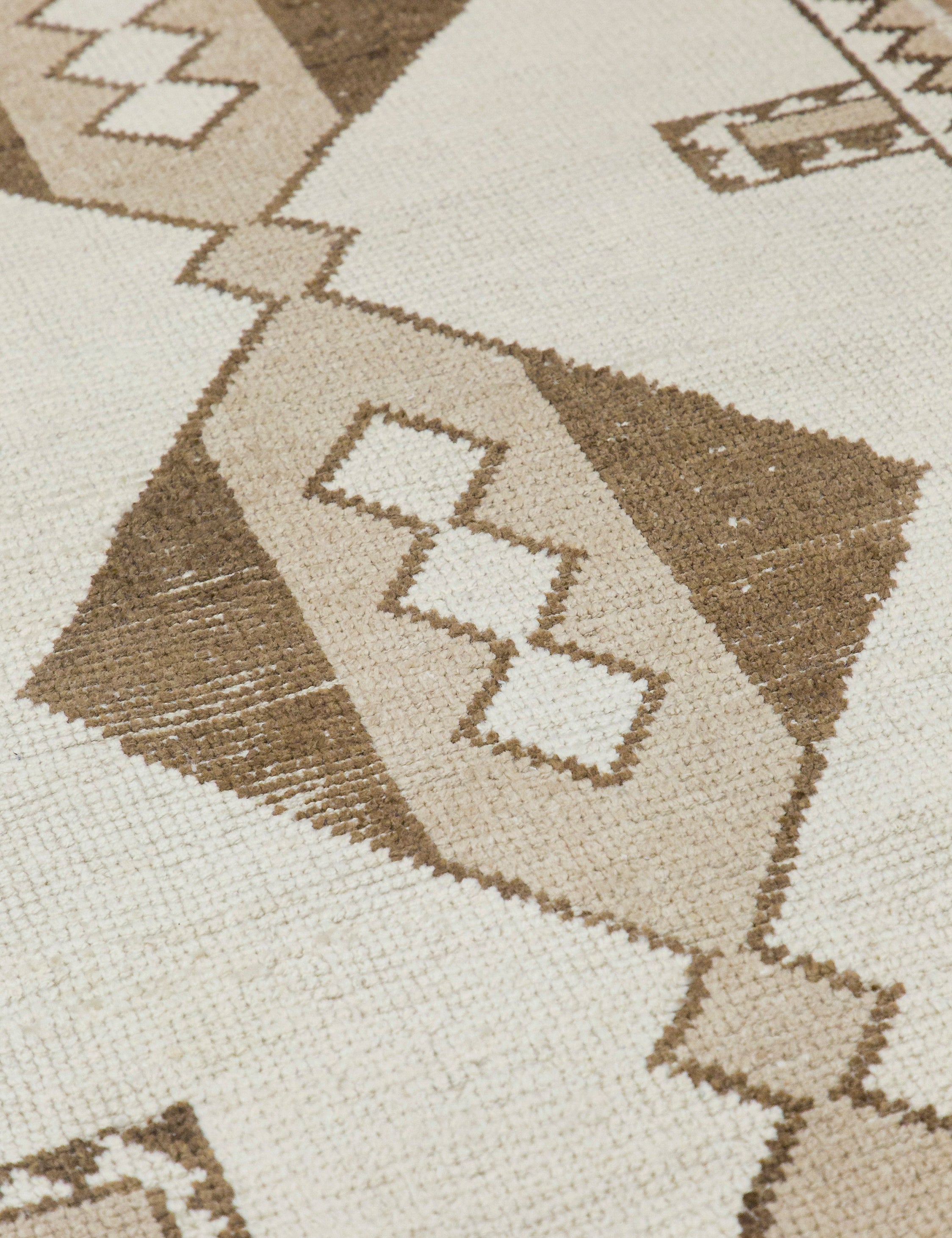 Vintage Turkish Hand-Knotted Wool Runner Rug No. 245, 3'3