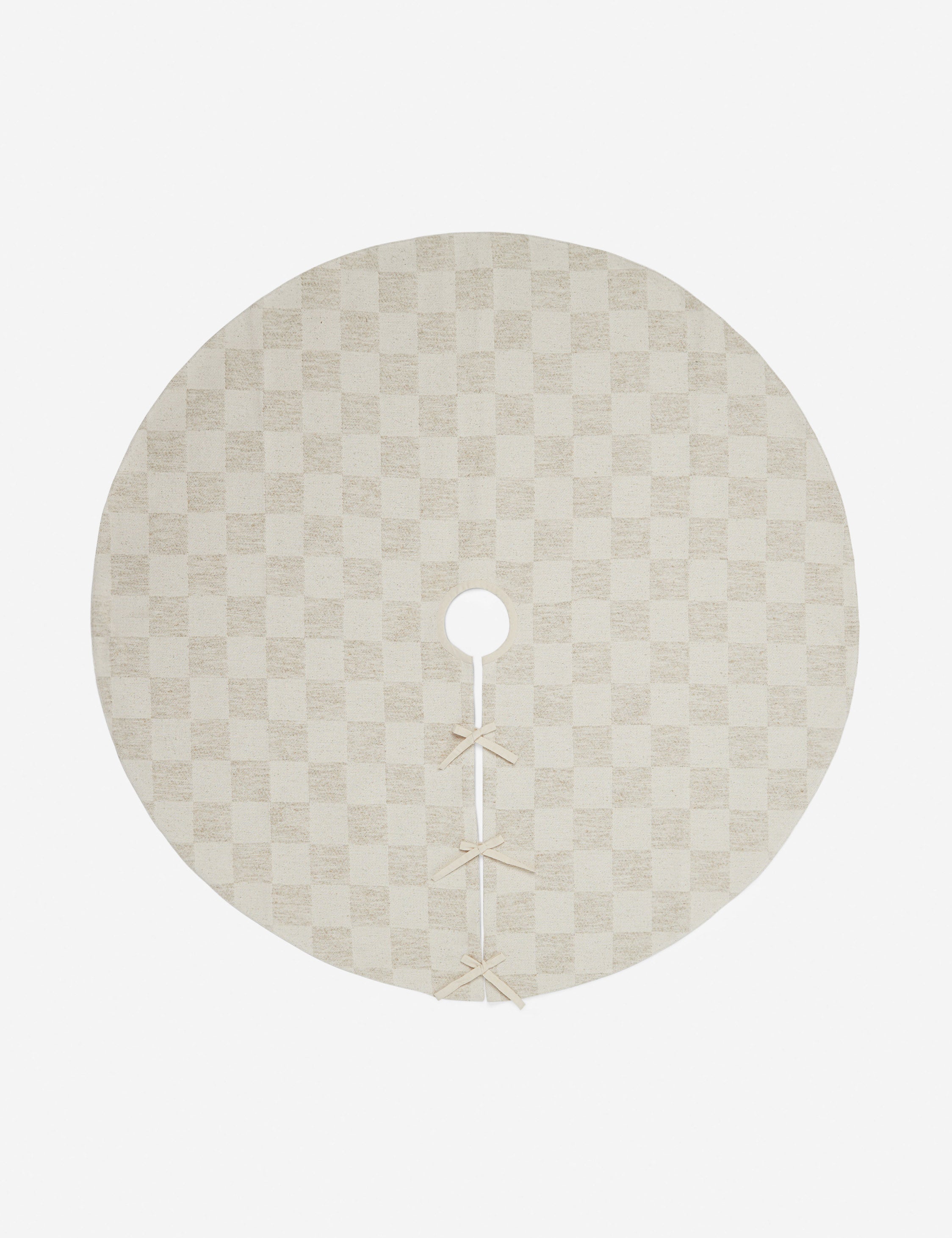 Bronson checkerboard pattern christmas tree skirt