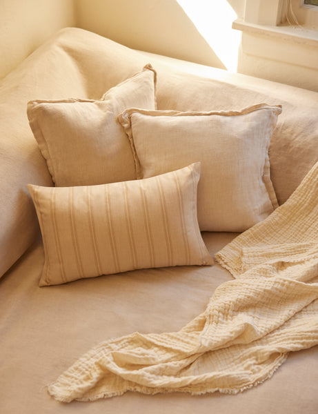 #color::camel #style::lumbar