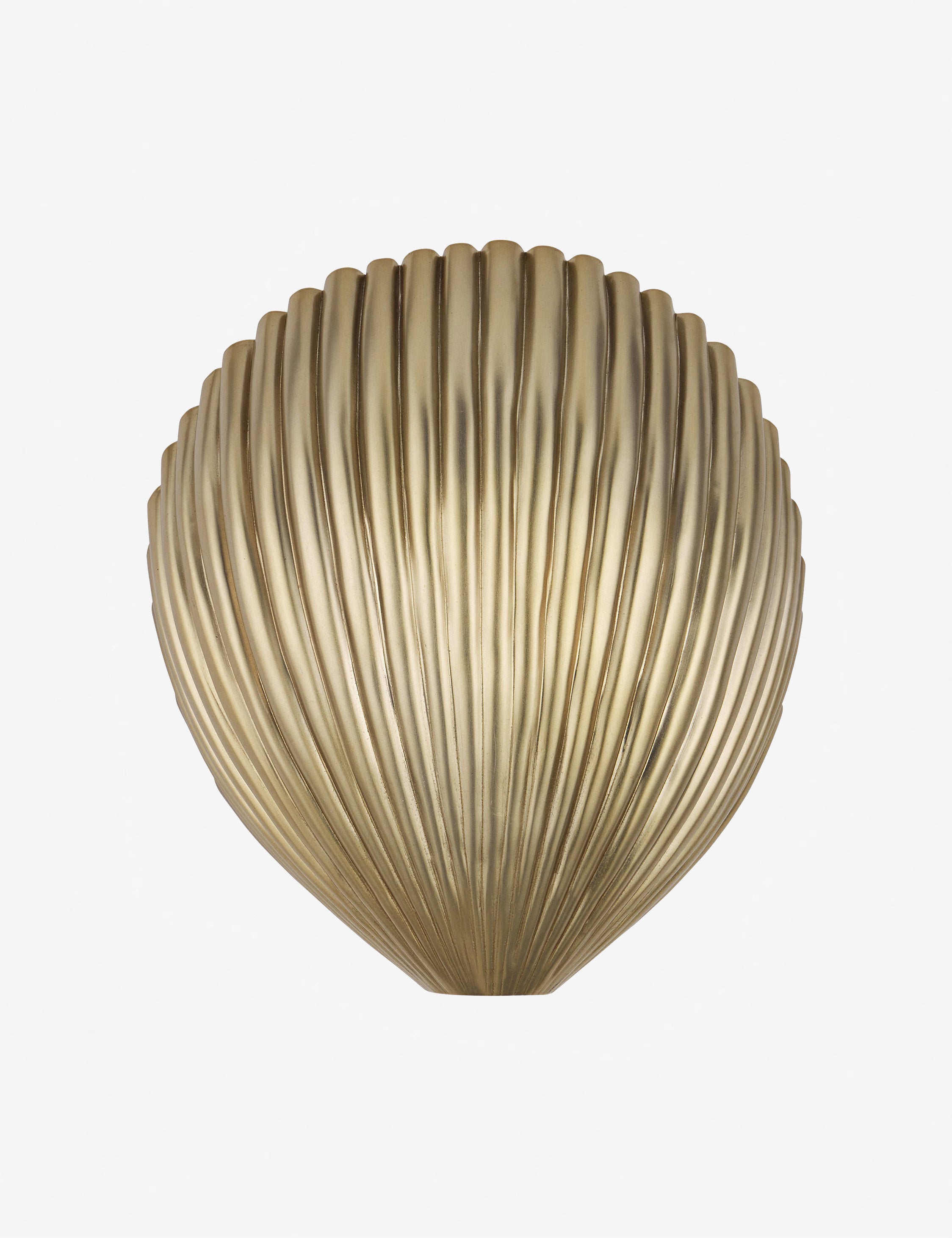 Renoir brass shell-shaped sconce light