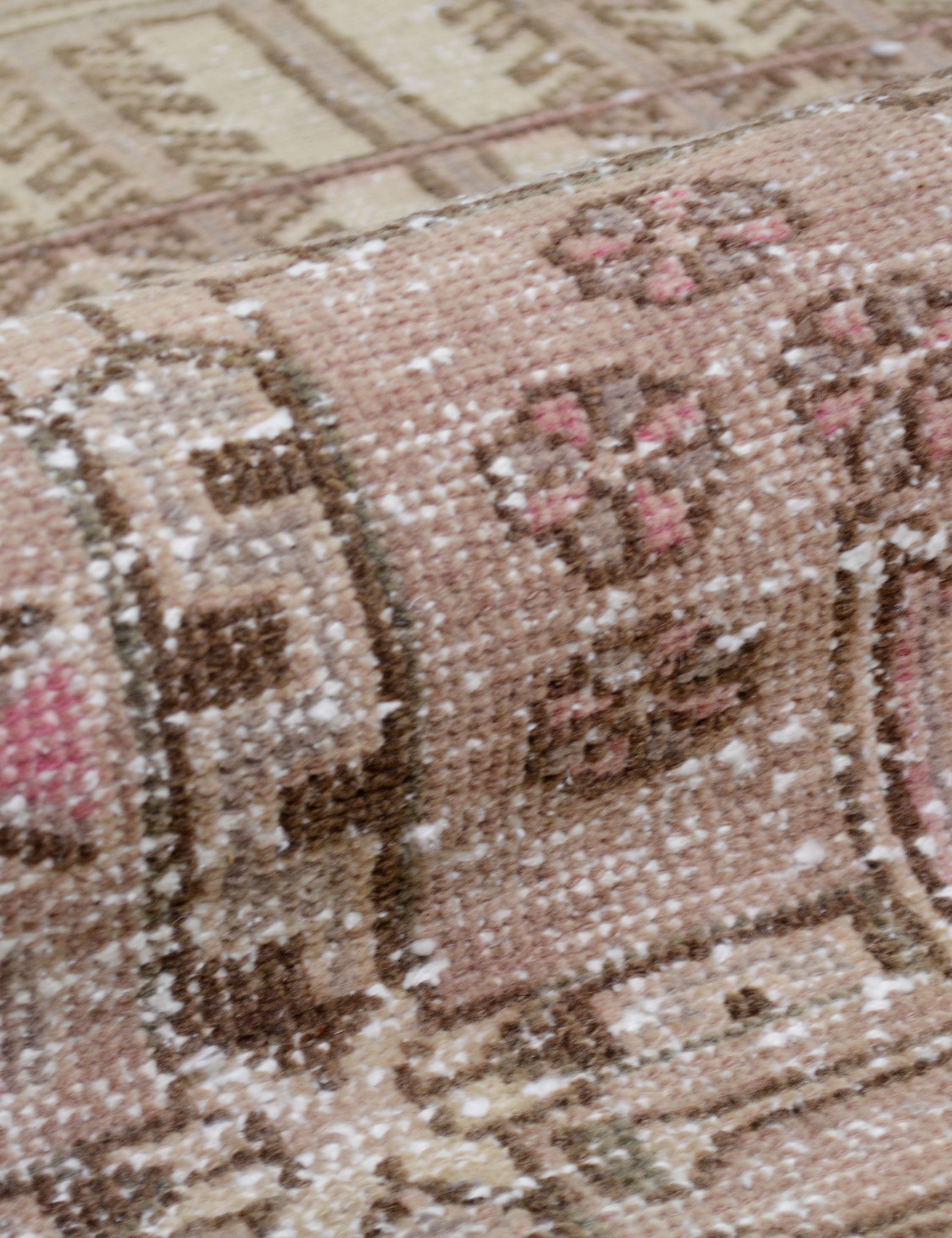 Vintage Turkish Hand-Knotted Wool Runner Rug No. 255, 3'2