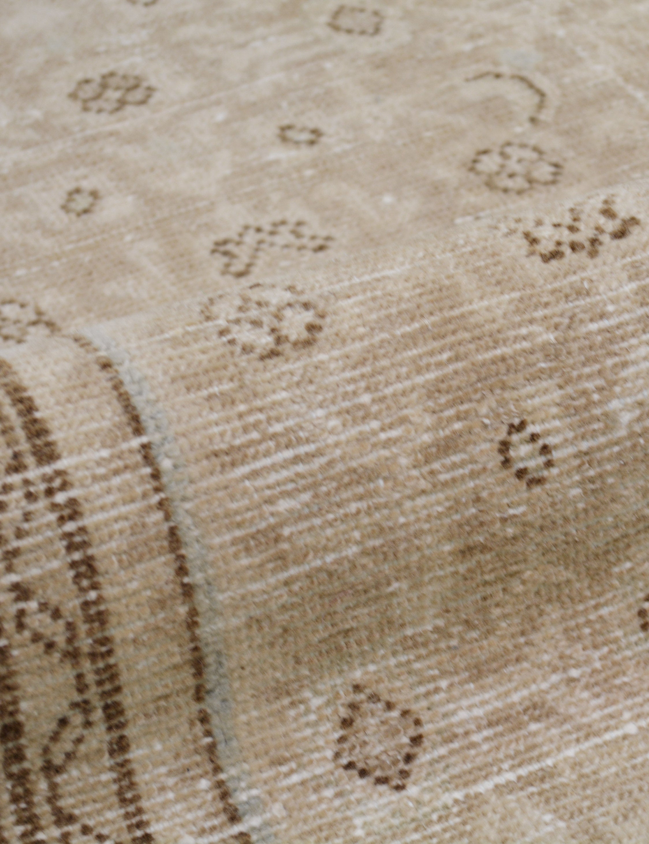 Vintage Turkish Hand-Knotted Wool Runner Rug No. 258, 3'4