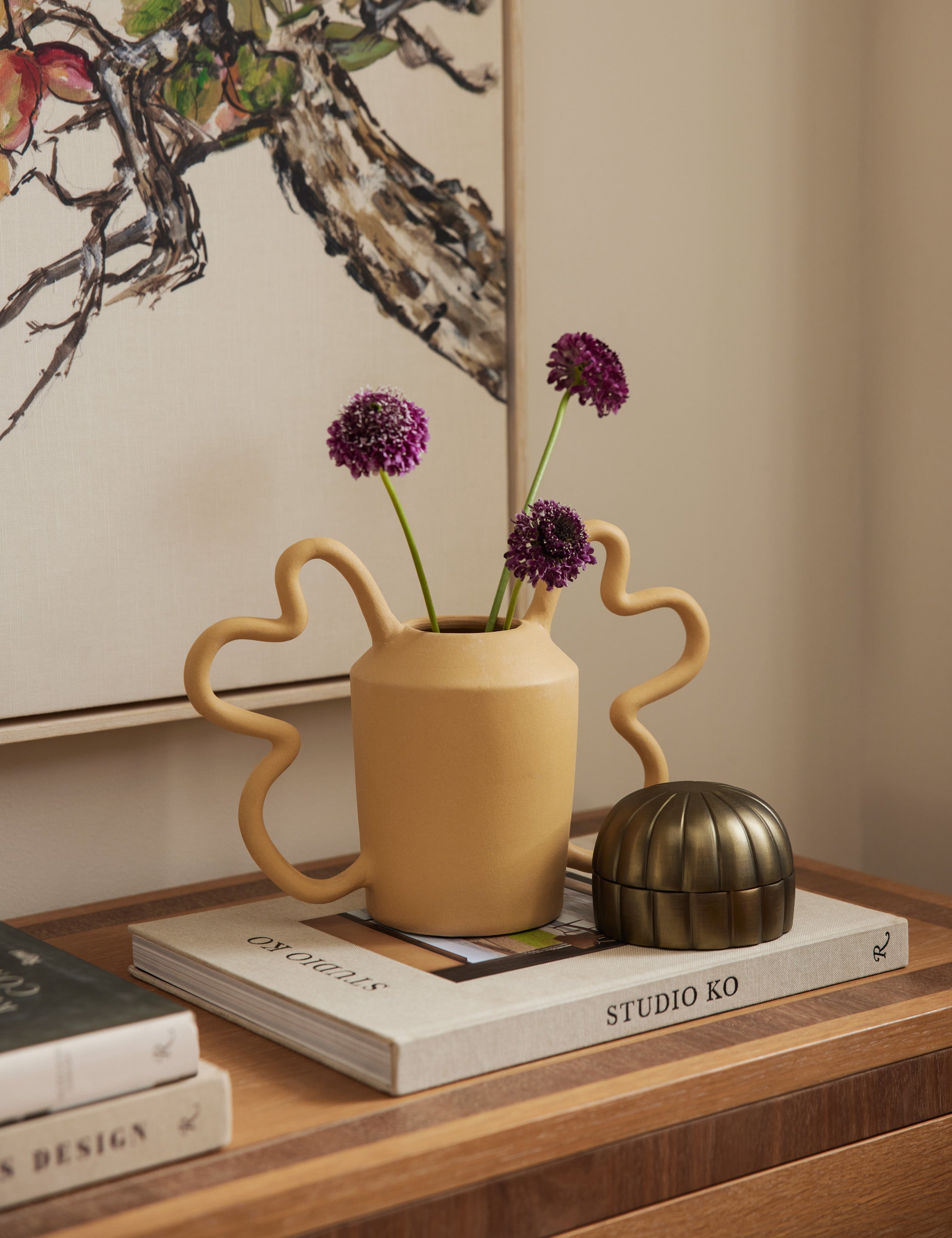 Toma oversized coil handle ceramic vase
