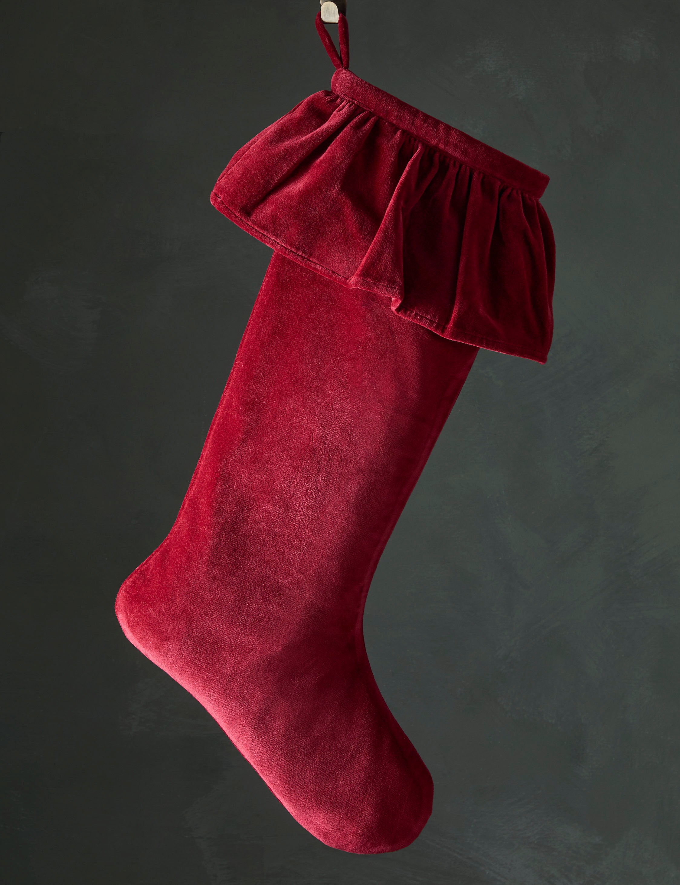 Mauree ruffle top velvet stocking