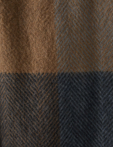 #color::herringbone-check