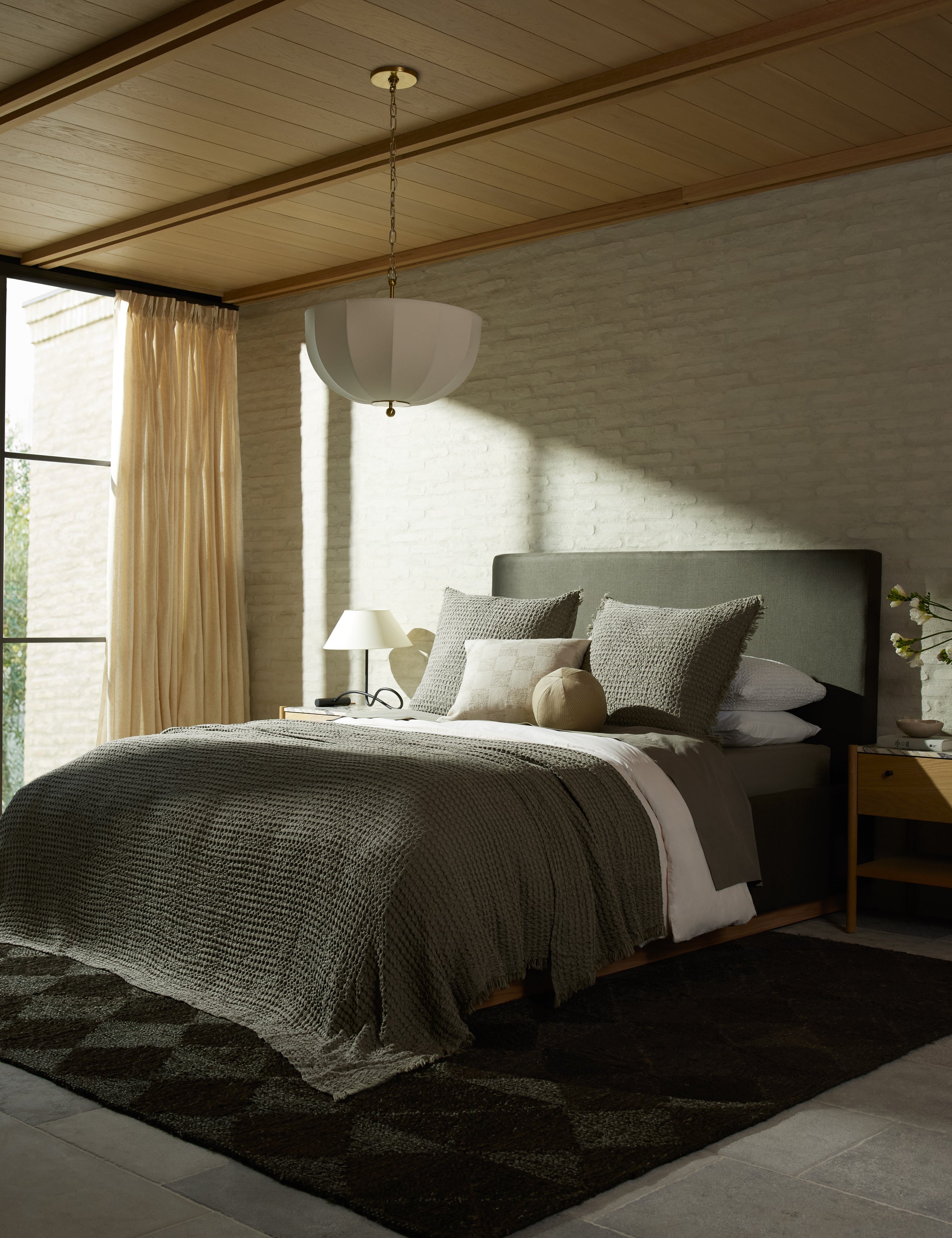 Lenora Textured Cotton Linen Blanket : White / Full/Queen