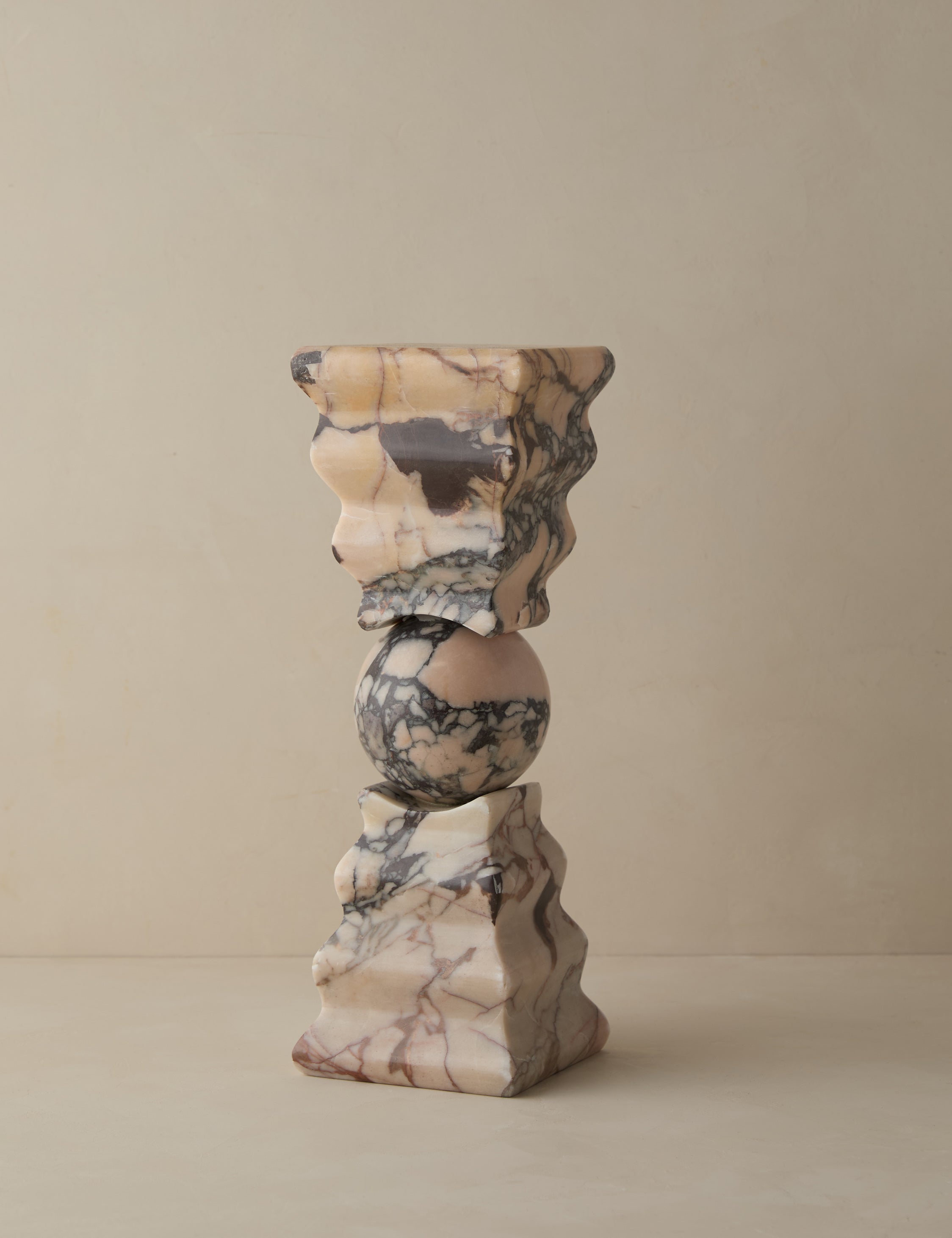 Sachia sculptural marble column