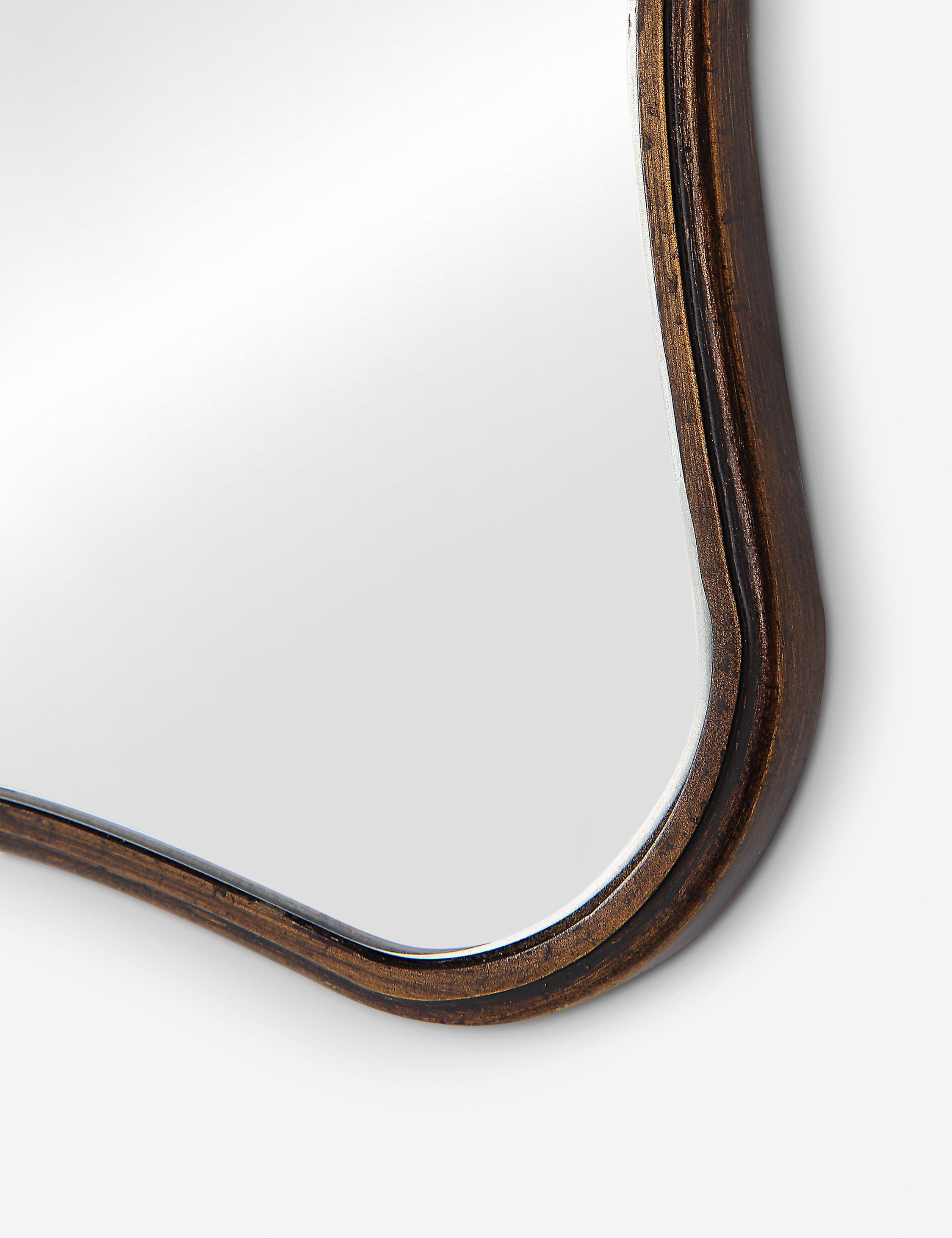 Close up of the corner of the Gannet scalloped frame wall mirror