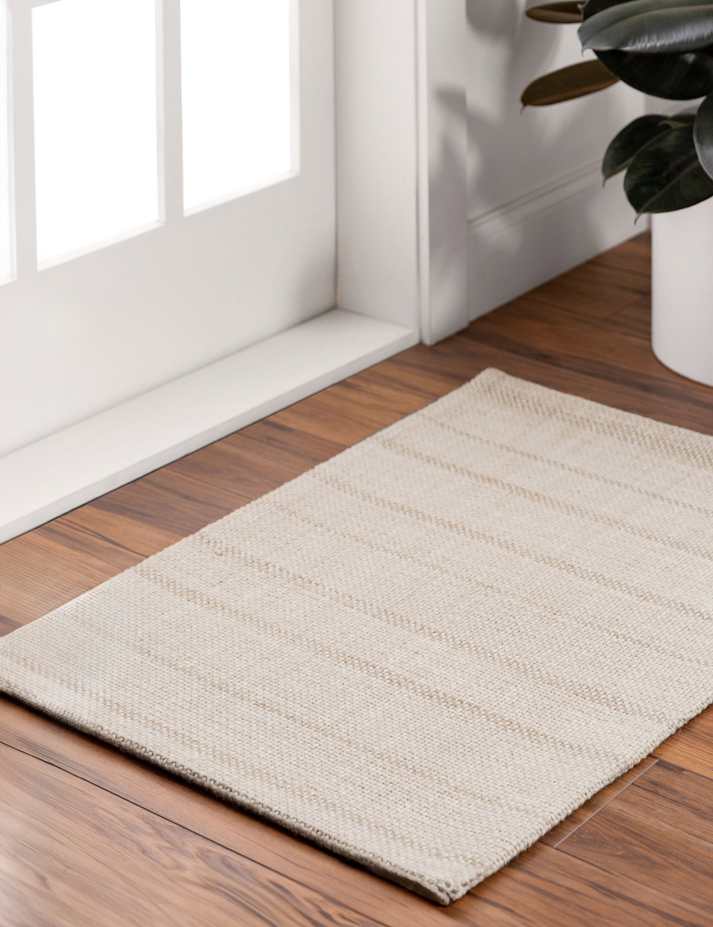 Matti Handwoven Wool-Blend Rug : 2' x 3'