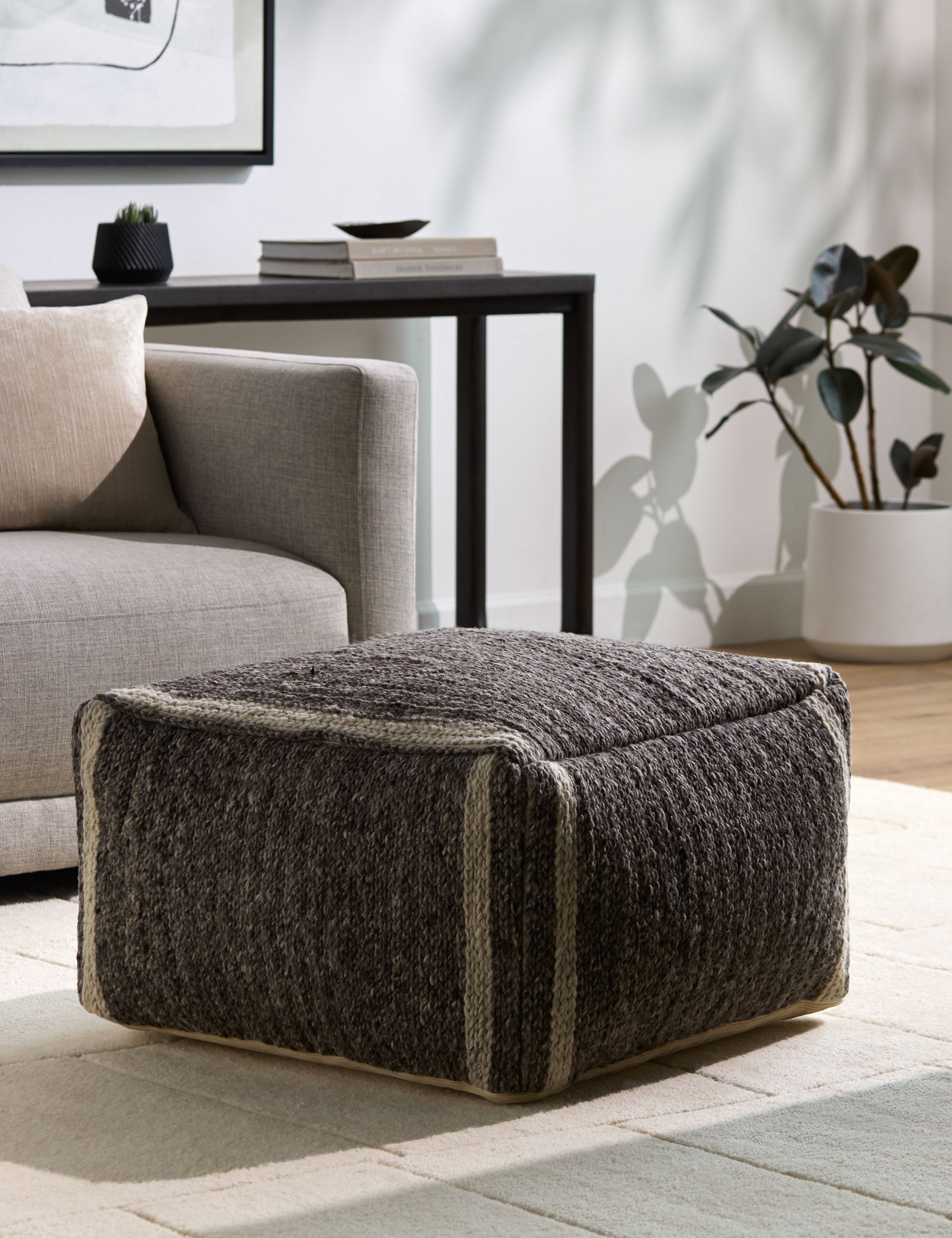 Morgi Pouf
