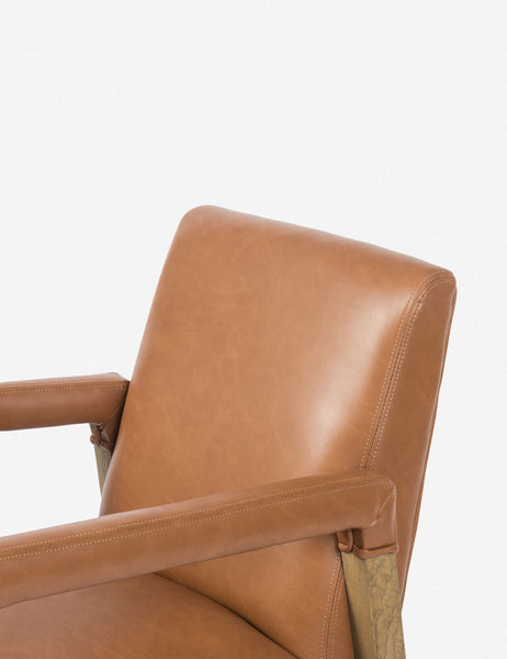 #color::tan-leather