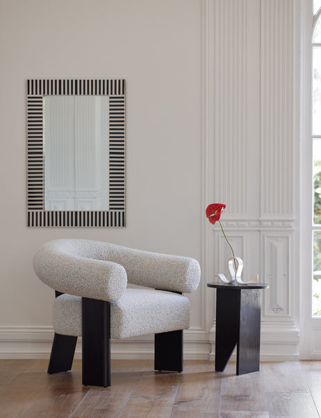 Luciana Mirror