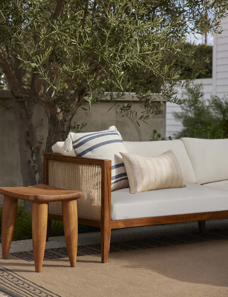 #color::camel #style::lumbar